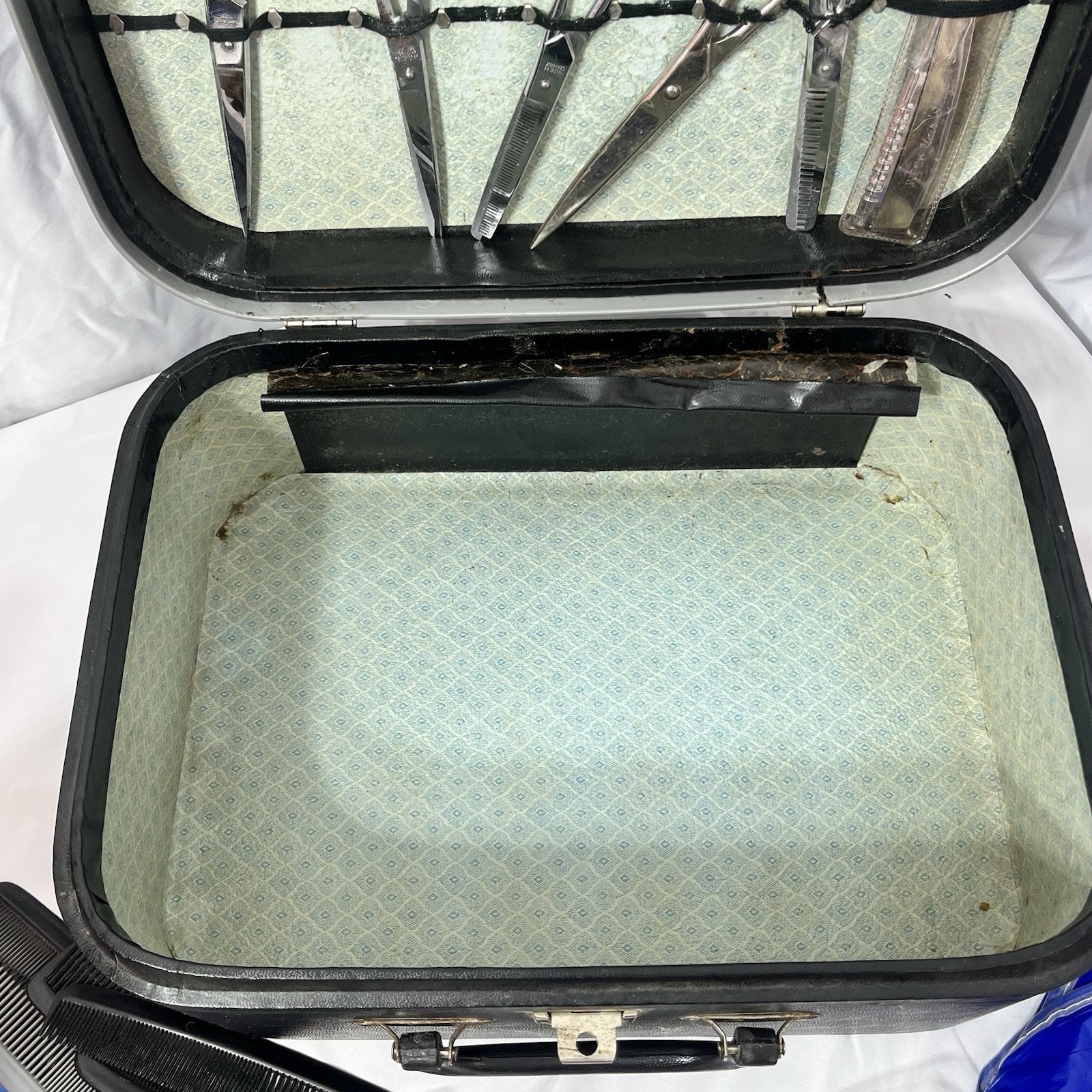 Vintage 1970s Beauty School Cosmetology Student Carry Case Suitcase Sc G2U