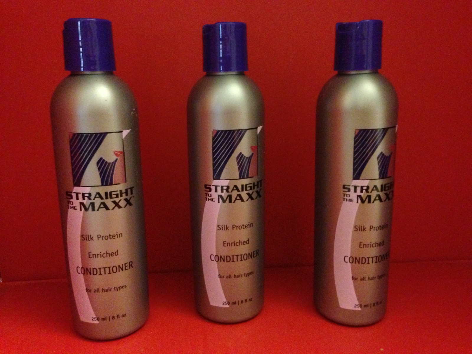 3 Straight to the Maxx silk protein enriched conditioner all hair types