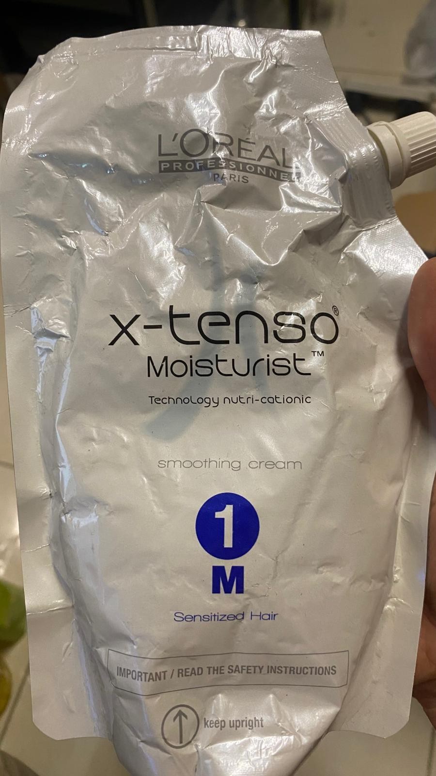loreal 1M sensitized hair xtenso moisturist smoothing straightening cream 400ml