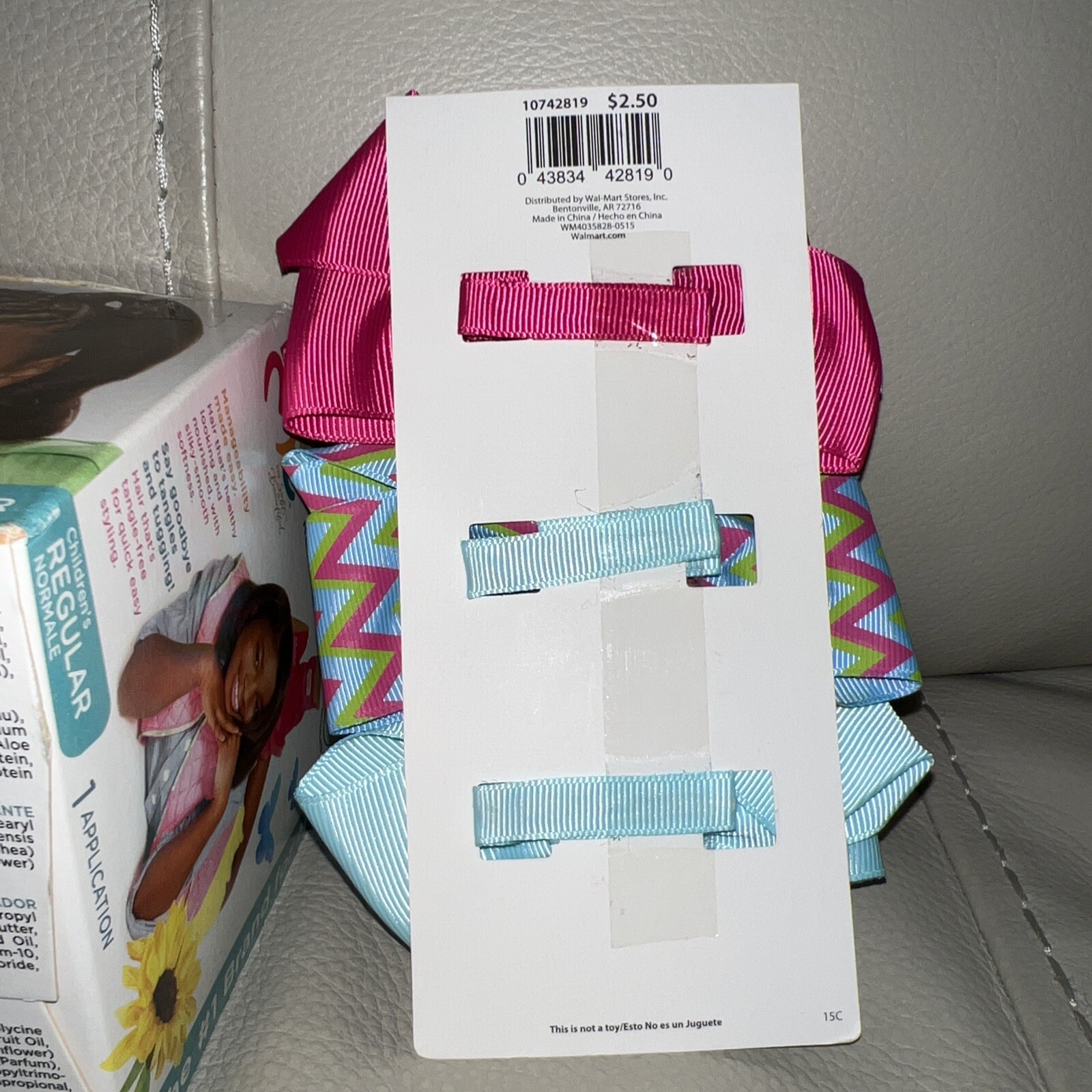 Just For Me No-Lye Conditioning Creme Relaxer Kit With 3 Free Bows.