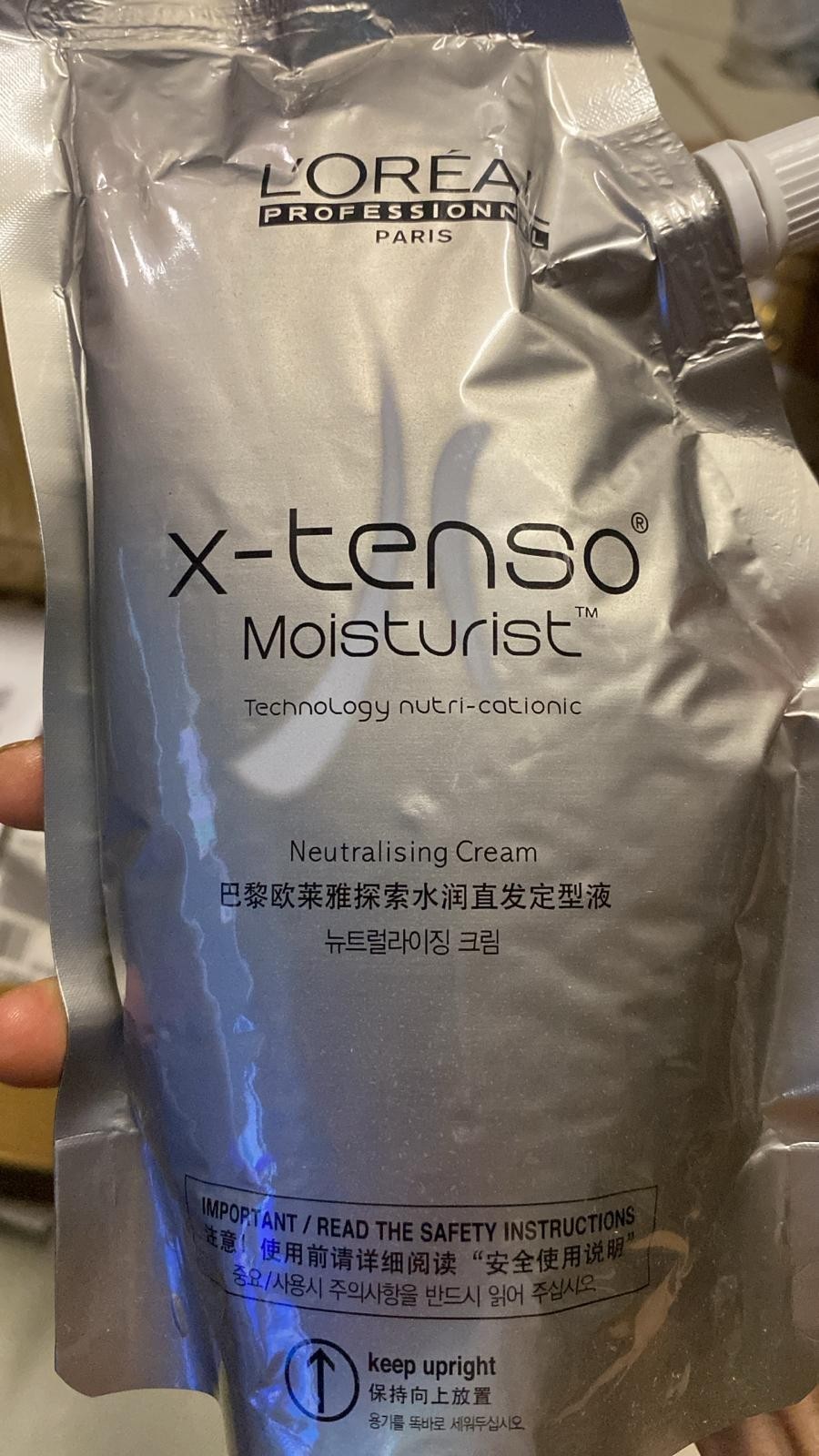 loreal xtenso moisturist Neutralising straightening cream 400ml
