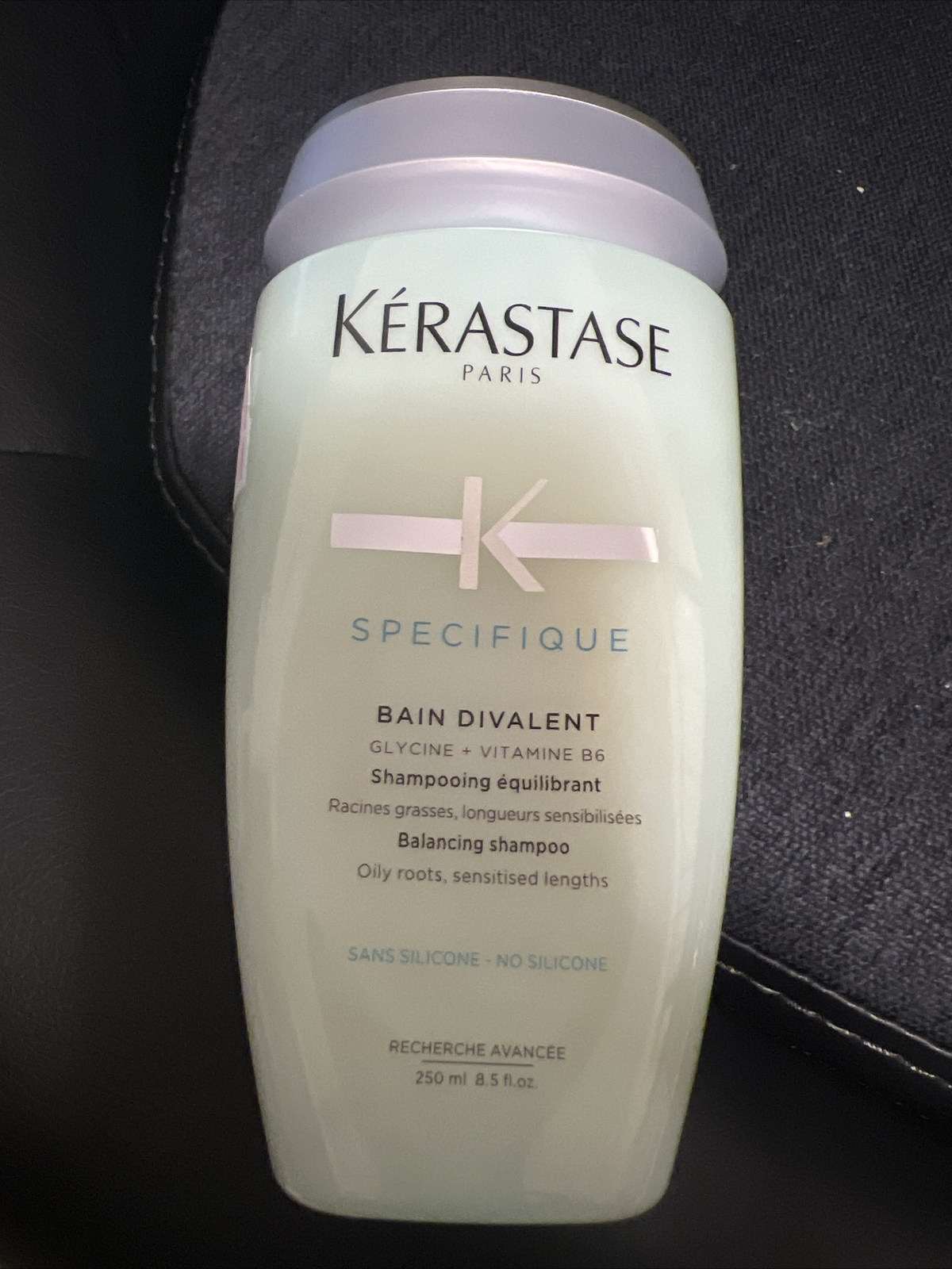 KERASTASE SPECIFIQUE BAIN DIVALENT Balancing Shampoo 8.5 oz Scuffed!