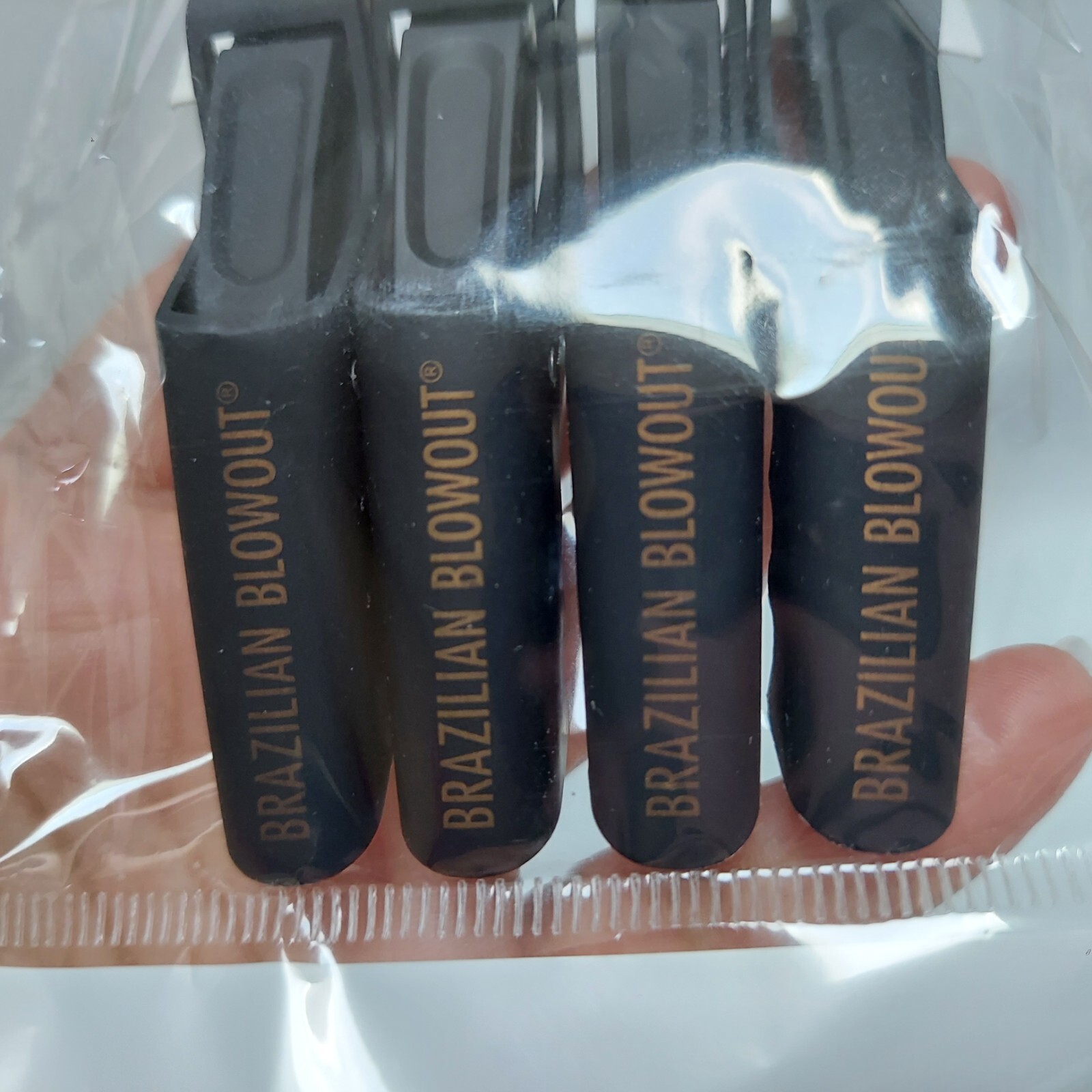 Brazilian Blowout Hair Clips 4pc Black Logo