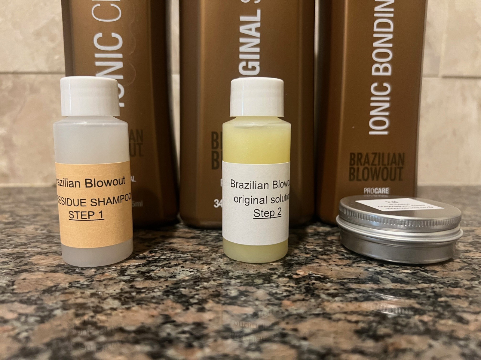 Brazilian Blowout original solution keratin kit 1oz ships same day .Instruction