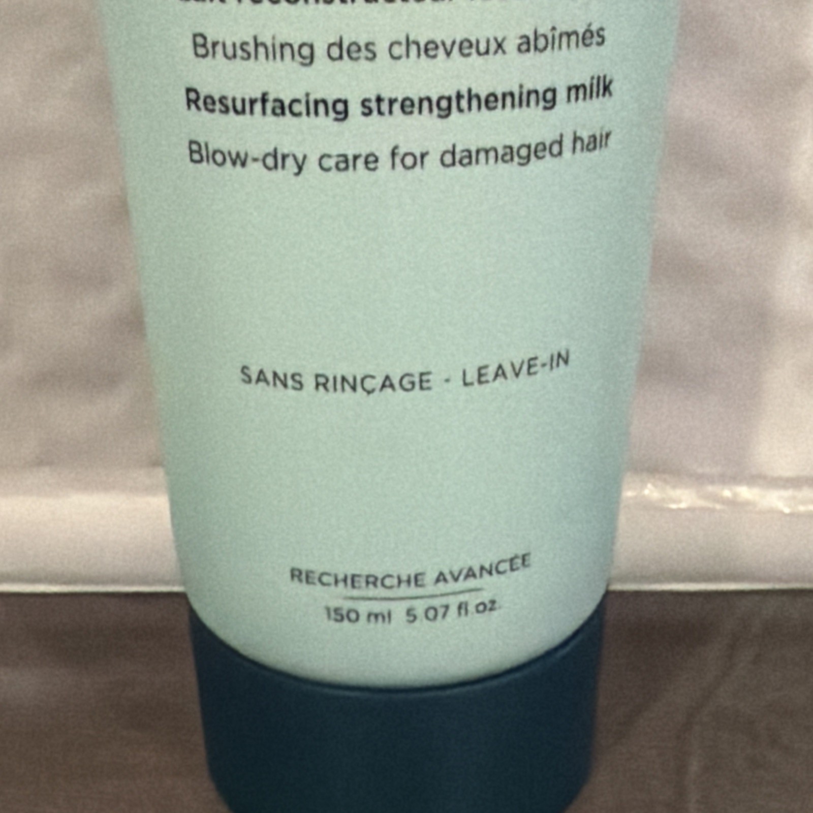Kerastase Resistance Ciment Thermique Resurfacing Milk 150ml / 5.1oz