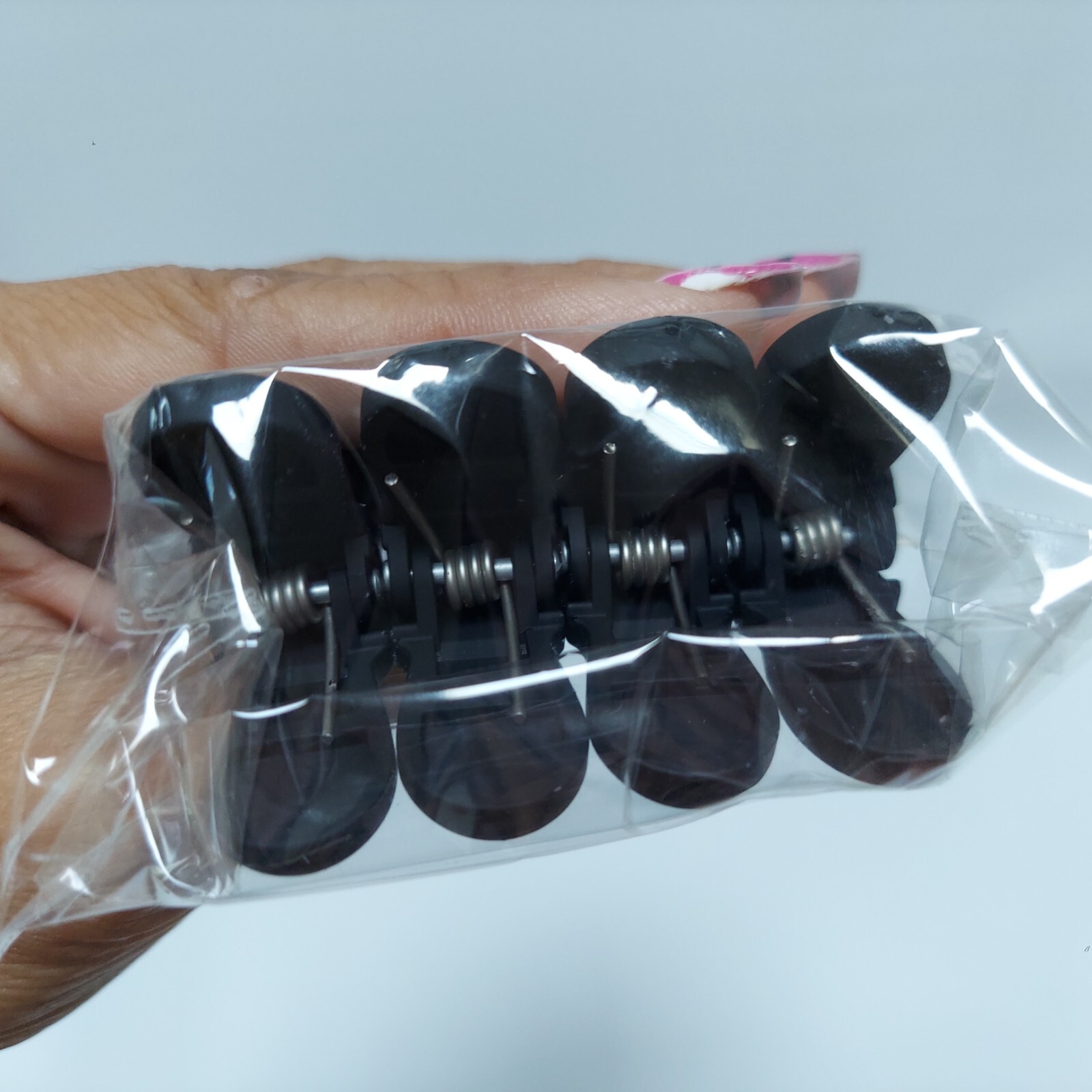Brazilian Blowout Hair Clips 4pc Black Logo