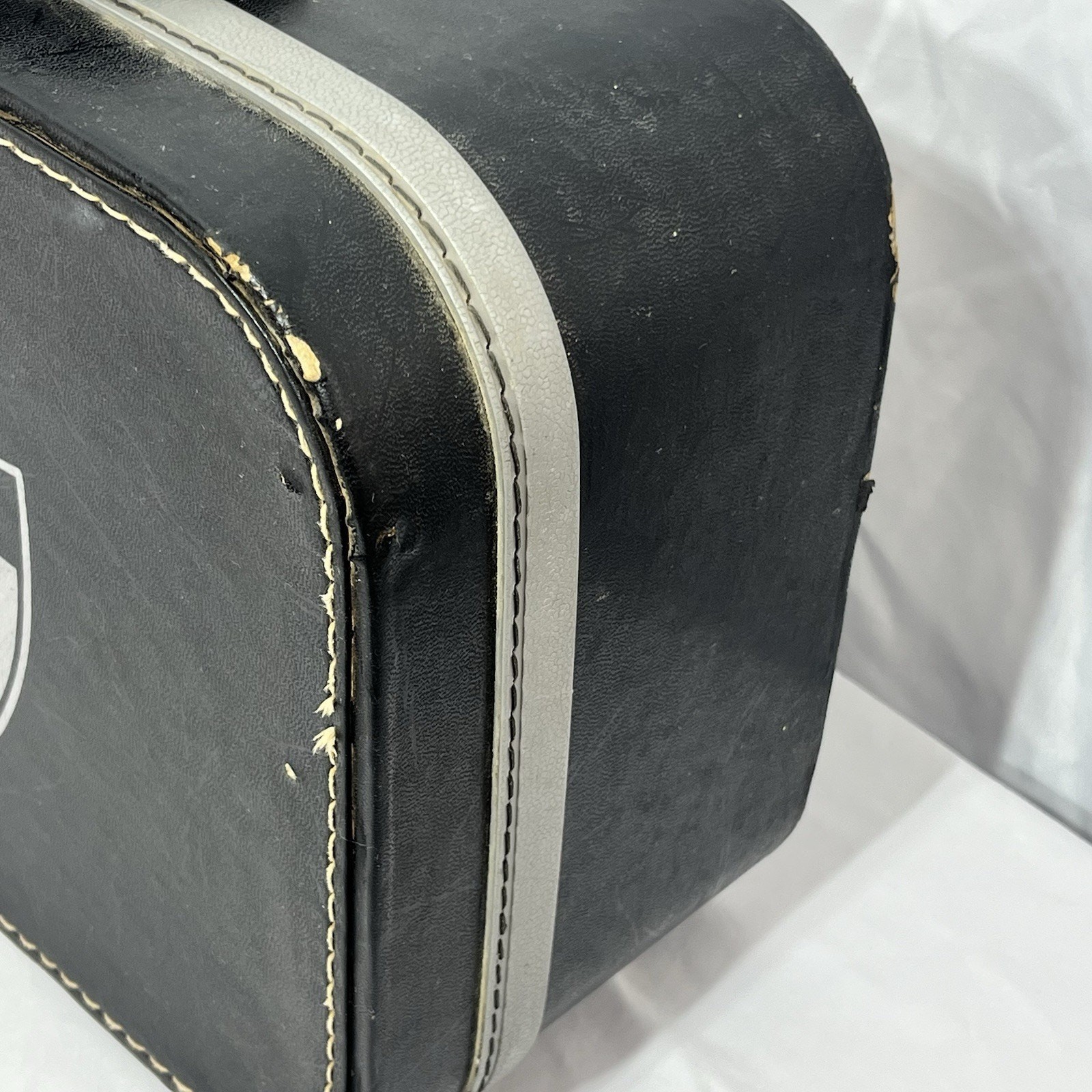 Vintage 1970s Beauty School Cosmetology Student Carry Case Suitcase Sc G2U