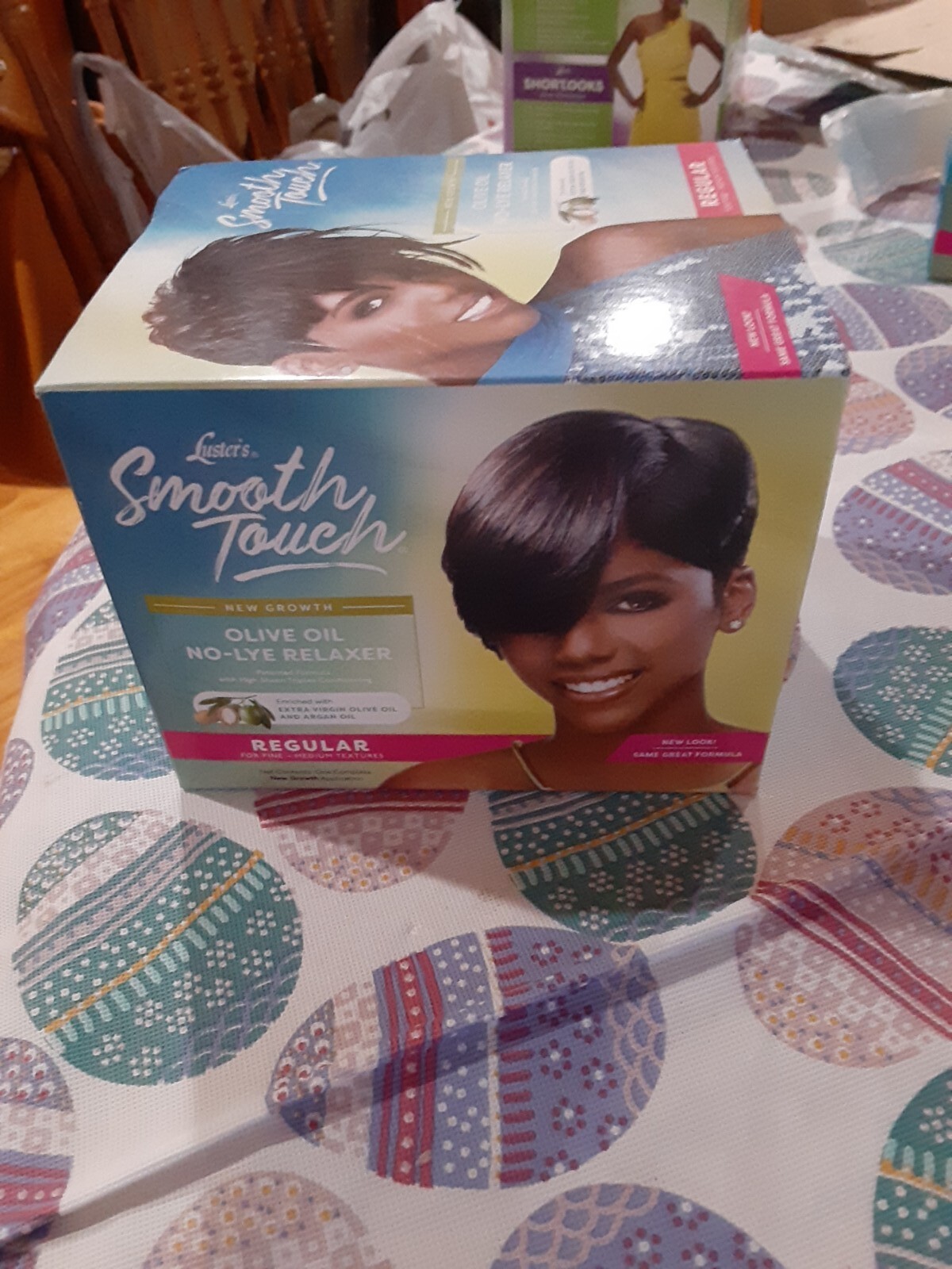 Luster’s Pink Regular Smooth Touch New Growth No-Lye Relaxer System Regular –