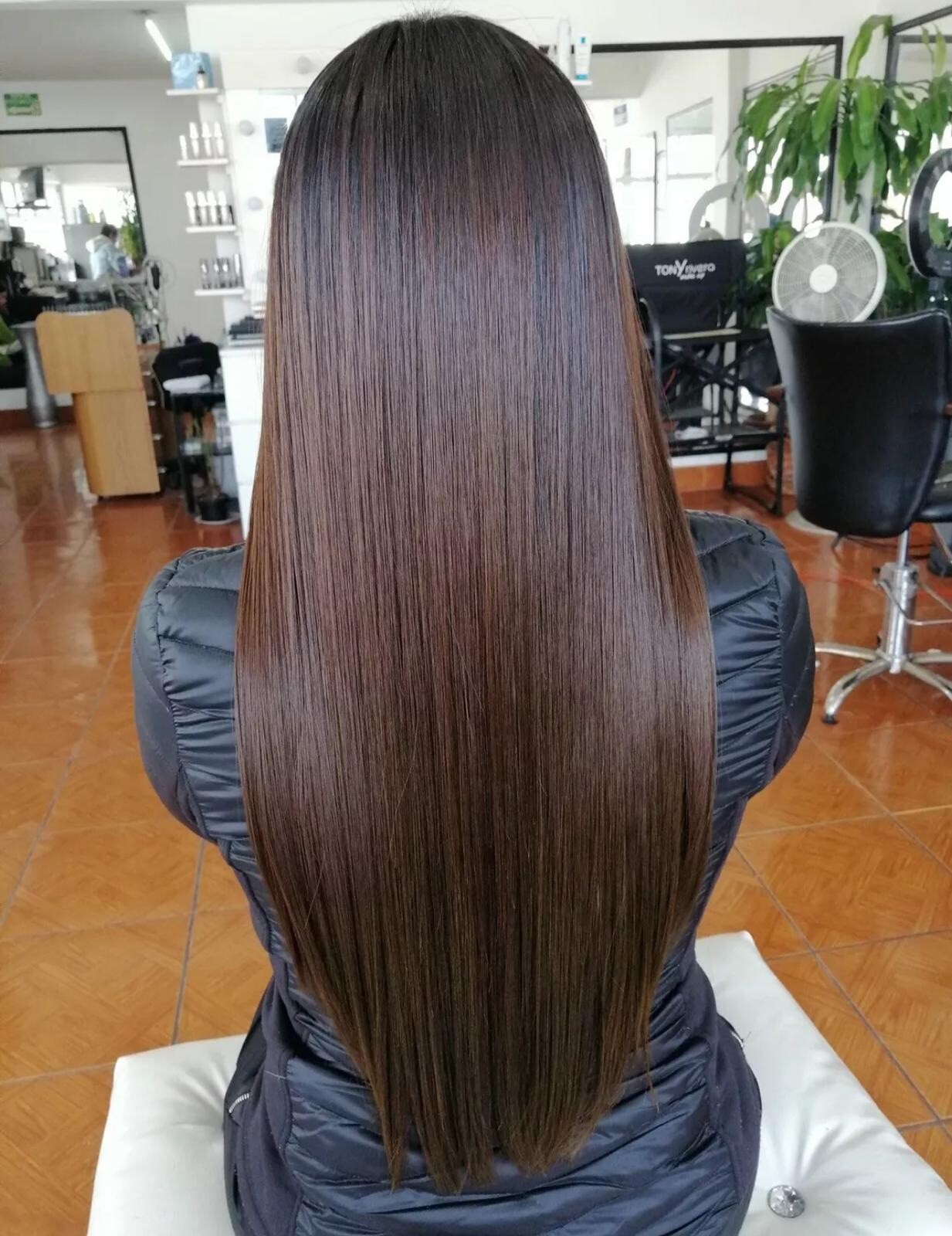 Keratin Treatment, Hair Straightener, Brazilian Blowout by VERENIZE.