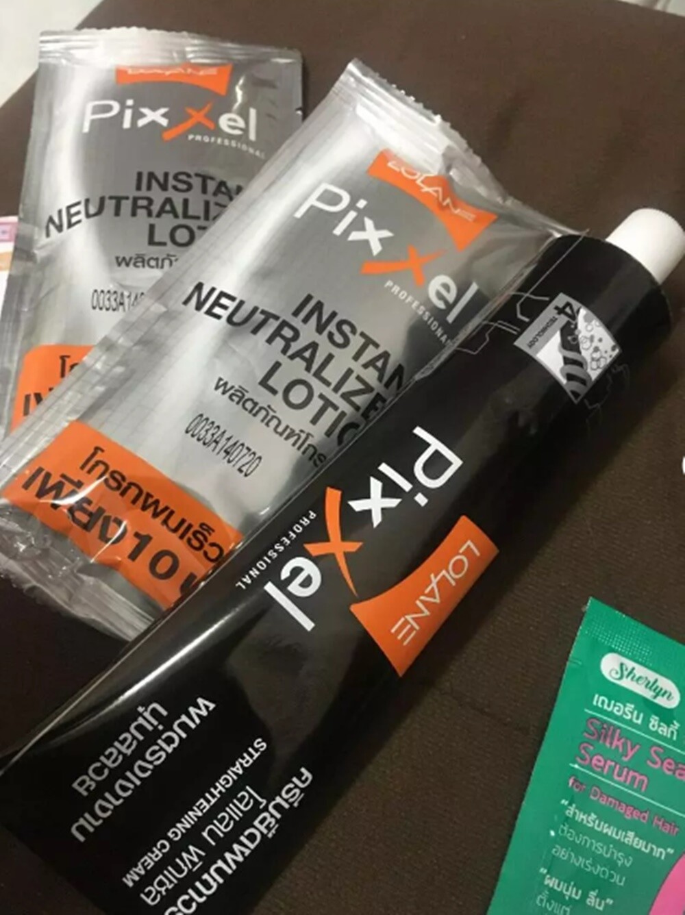 1x110g Lolane Pixxel Straightening & Neutralizer Cream Lock Hair in 10 Minutes