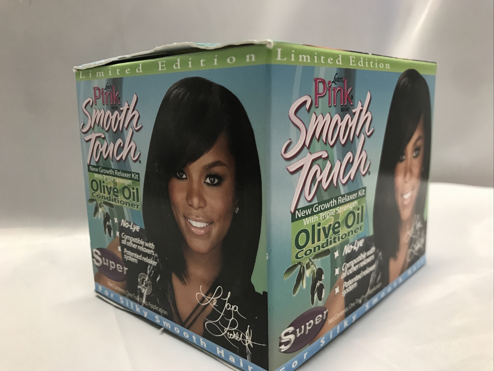 Luster’s Pink Smooth Touch Super, No-Lye Relaxer Kit, 1 Touch-Up Application